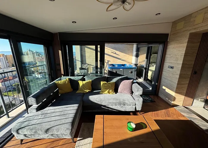 Magic View Luxury Penthouse With Jacuzzi And Sea View * Сплит