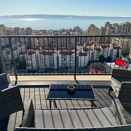 Magic View Luxury Penthouse With Jacuzzi And Sea View Lejlighed *