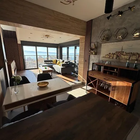 Magic View Luxury Penthouse With Jacuzzi And Sea View * Сплит