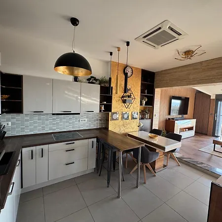 Magic View Luxury Penthouse With Jacuzzi And Sea View * Сплит