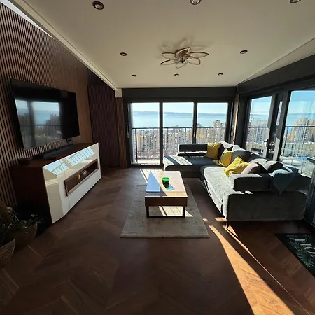 Lejlighed Magic View Luxury Penthouse With Jacuzzi And Sea View