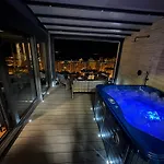 Magic View Luxury Penthouse With Jacuzzi And Sea View