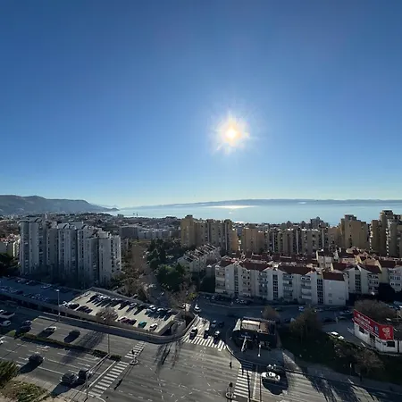 Magic View Luxury Penthouse With Jacuzzi And Sea View 아파트 스플리트