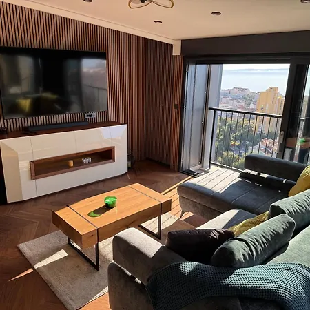 Magic View Luxury Penthouse With Jacuzzi And Sea View *