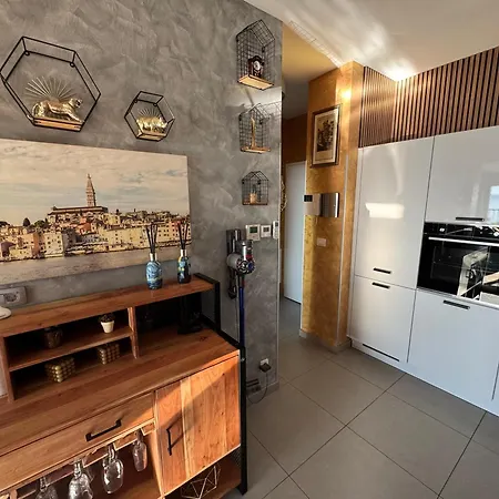 Magic View Luxury Penthouse With Jacuzzi And Sea View